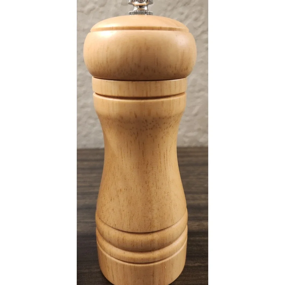 Wooden Salt and Pepper Grinders Set Hand Movement Salt Mill / Pepper Mill